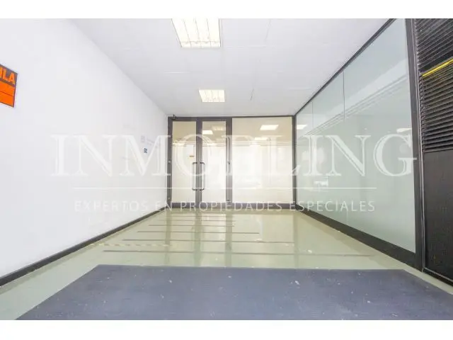 Local Diafano en Alquiler - Ideal Negocios y Oficinas