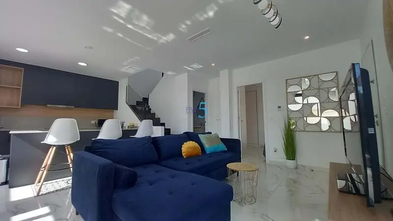 Villa en Venta Los Montesinos 3 Dormitorios Piscina Privada