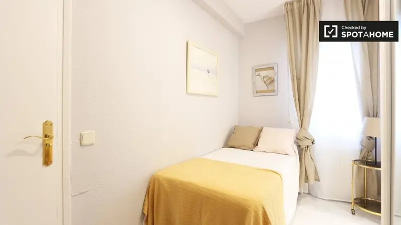 Apartamento 4 Dormitorios 2 Baños Madrid Spotahome