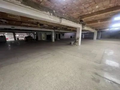 Local Comercial 1656m2 Les Corts Gimnasio Coworking
