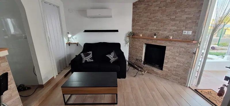 Casa-Villa de 1 Dormitorios alquiler Oliva, España