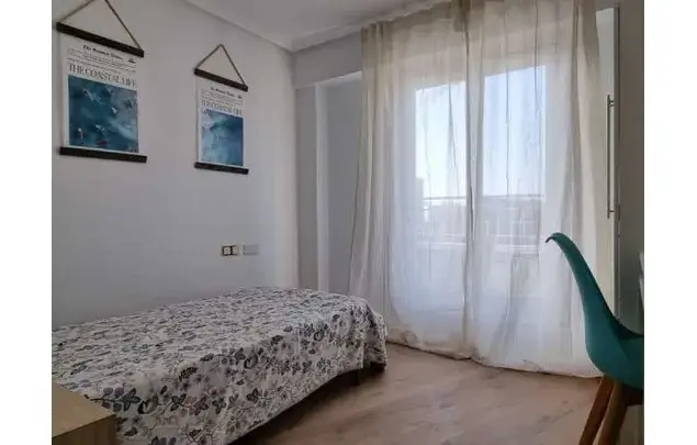 Habitaci	ón 89m	² en Elx Piso Compartido