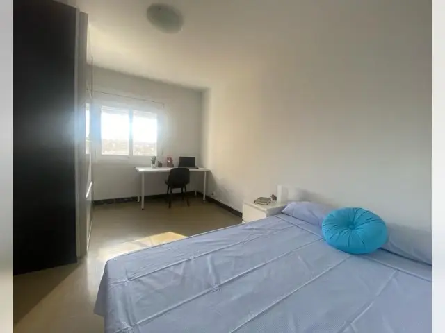Habitacion Alquiler Sabadell Estudiantes Amueblada Servicios Incluidos