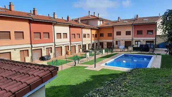 Chalet Adosado en Briones La Rioja 254m2