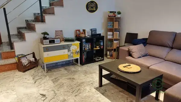 Casa en Jaen con 2 dormitorios y terraza - REF 26132