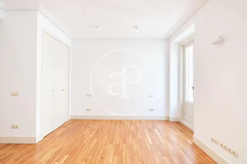 Chalet en Alquiler Madrid Justicia: Apartamento Reformado con Encanto