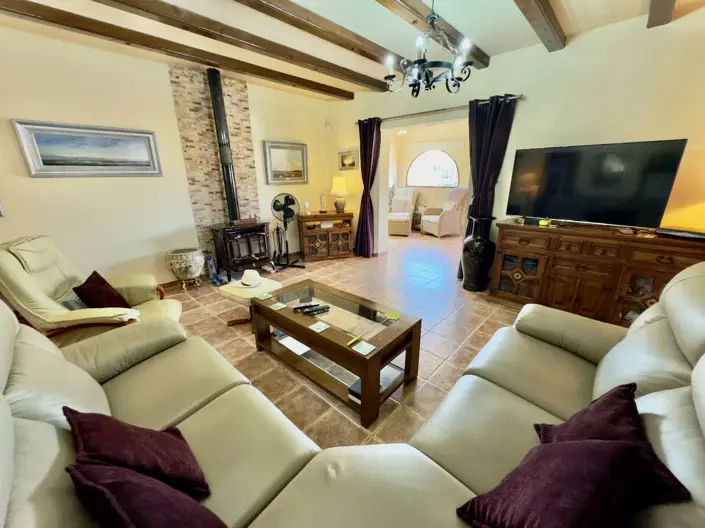 Finca de Lujo 3 Dormitorios Piscina Privada Venta