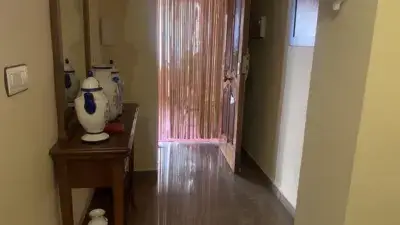 Chalet adosado en Torrenueva con 4 dormitorios y garaje