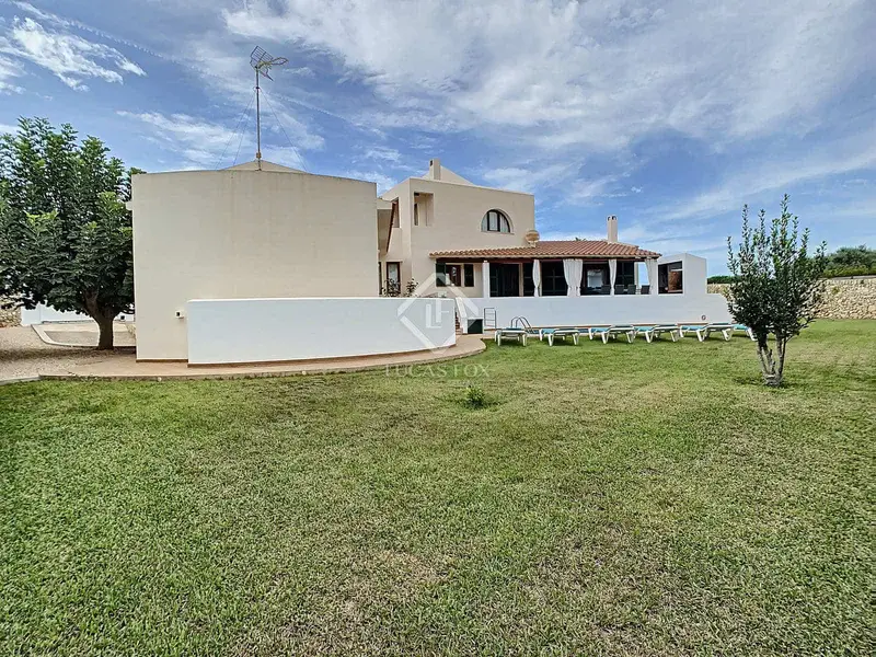 Chalet en venta Sa Caleta Menorca 309m² 4 dormitorios piscina