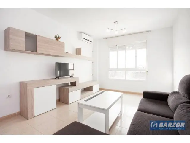 Alquiler Piso con Garaje junto Torrecardenas Alhama Almeria