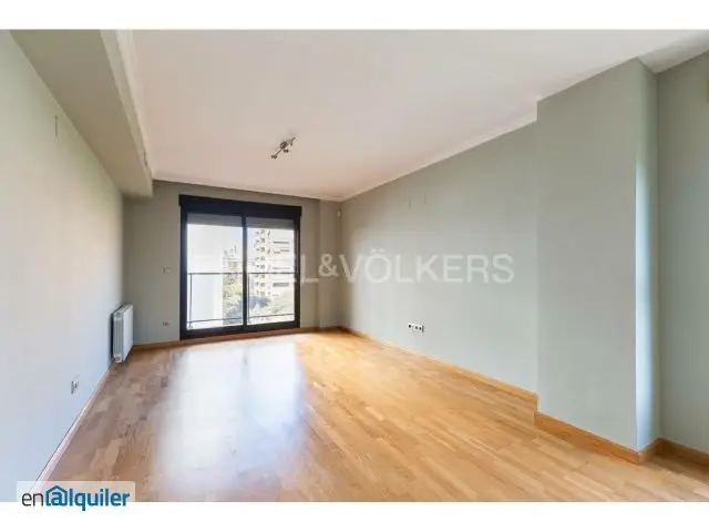 Alquiler piso piscina y ascensor Camins al grau