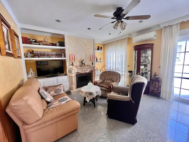 Apartamento 5 Dormitorios Torrox Pueblo