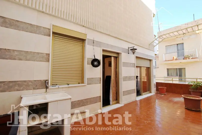 Dúplex en Oliva con 3 Terrazas 5 Dormitorios y 2 Baños