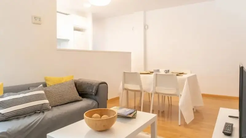 Apartamento en Alquiler Calle del Aguila Madrid