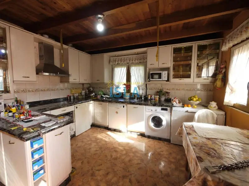 Venta Chalet con Vistas en Arnuero