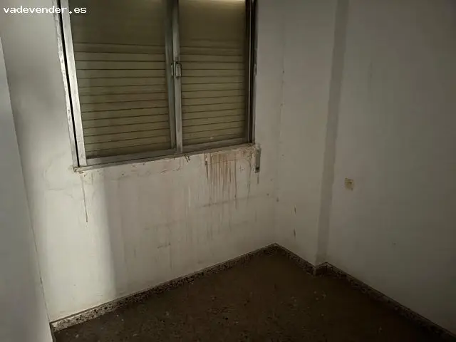 Piso 3 habitaciones Almansa Zona San Roque Reforma
