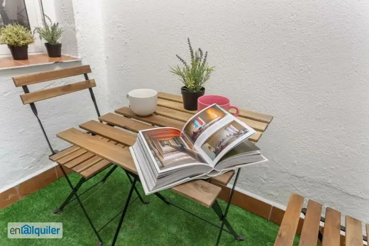 Piso en Lavapies con Terraza - Disponible 1 de Febrero