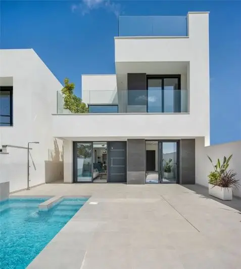 Villa en Venta 3 Dormitorios Piscina Moderna Costa Blanca