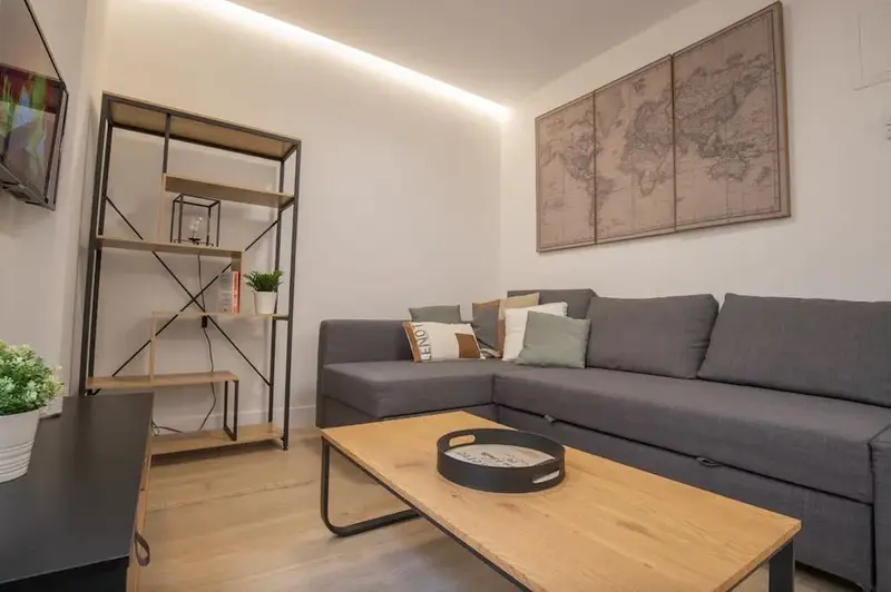 Apartamento en Alquiler Madrid Calle de Leganitos