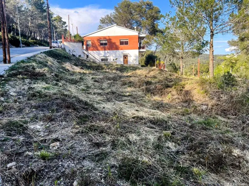 Solar/Parcela en venta en Canyelles, Barcelona