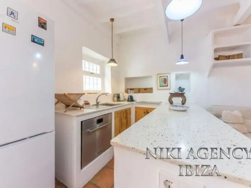 Adosado en Dalt Vila Ibiza 142m2 3 plantas