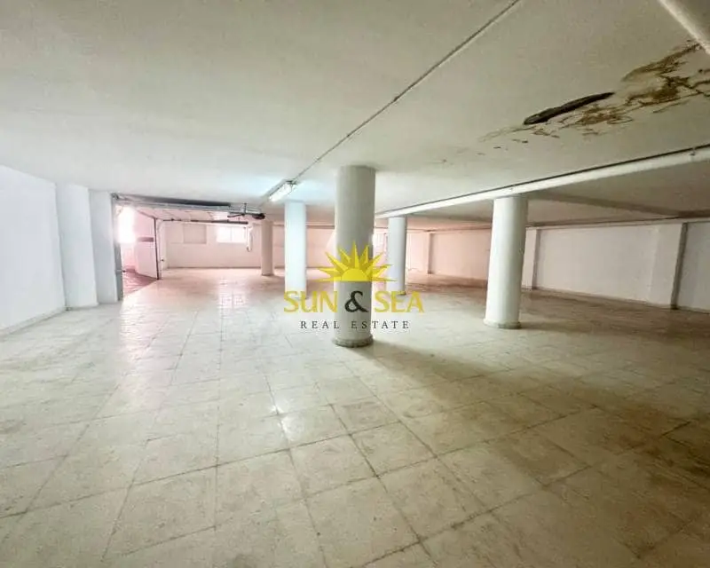 Local Comercial 525m2 Playa del Cura Torrevieja