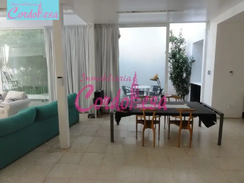 Venta Casa Reformada Centro Cordoba