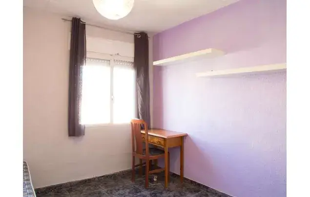Alquiler piso 95m2 4 habitaciones Barcelona