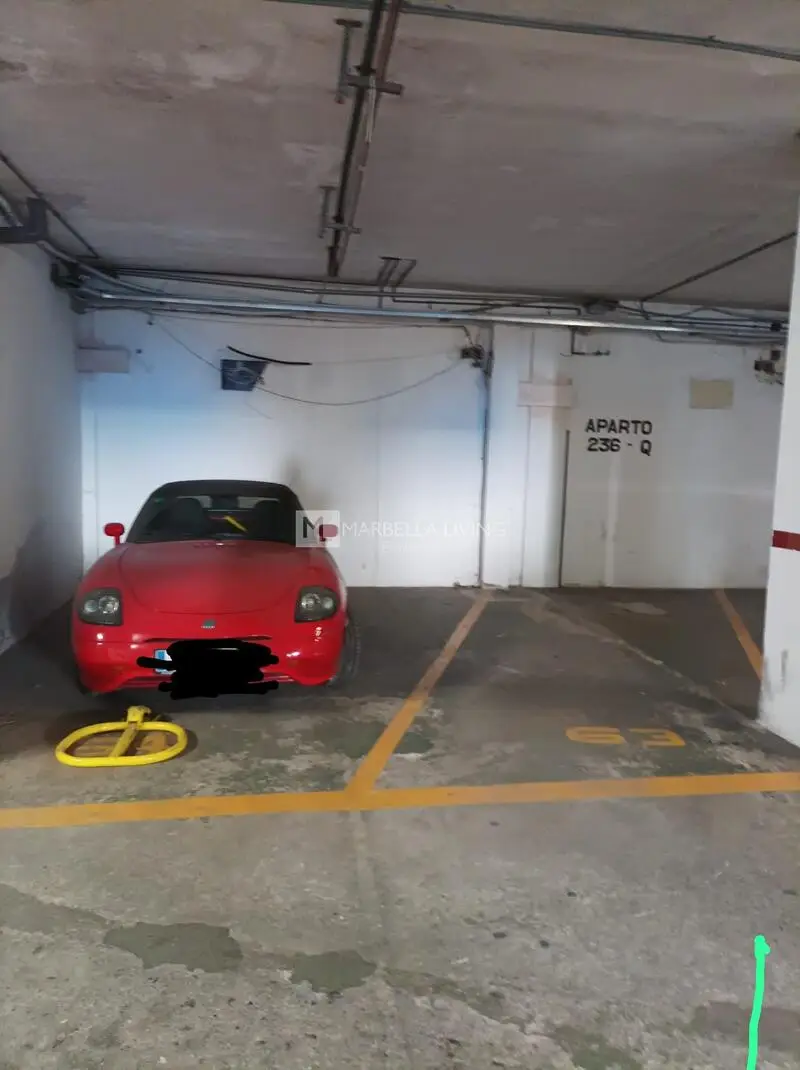 Local Comercial en Venta Puerto Banús Málaga