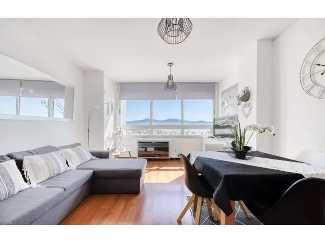 Apartamento en Empuriabrava con Vistas al Mar