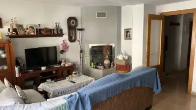 Casa Adosada en Venta La Pobla Tornesa 4 Dormitorios 3 Baños