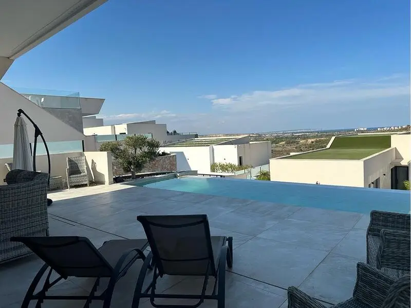 Villa Lujo 4 Dormitorios Ciudad Quesada