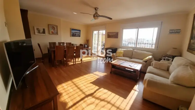Ático en Fuengirola 144m2 4 dormitorios 2 baños terraza 42m2