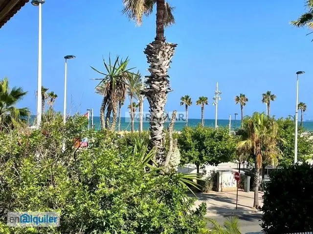 Chalet Adosado Reformado en Alboraya con Vistas al Mar