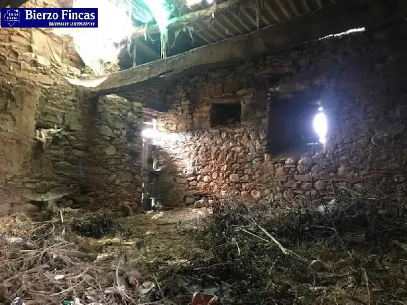 Casa en Venta en Congosto 2 Dormitorios