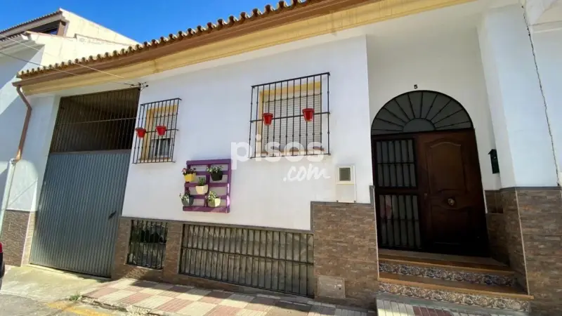 Casa adosada en venta en Álora