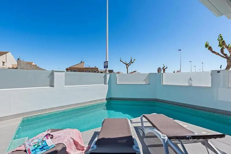 Villa en San Pedro del Pinatar 3 Dormitorios Piscina Privada