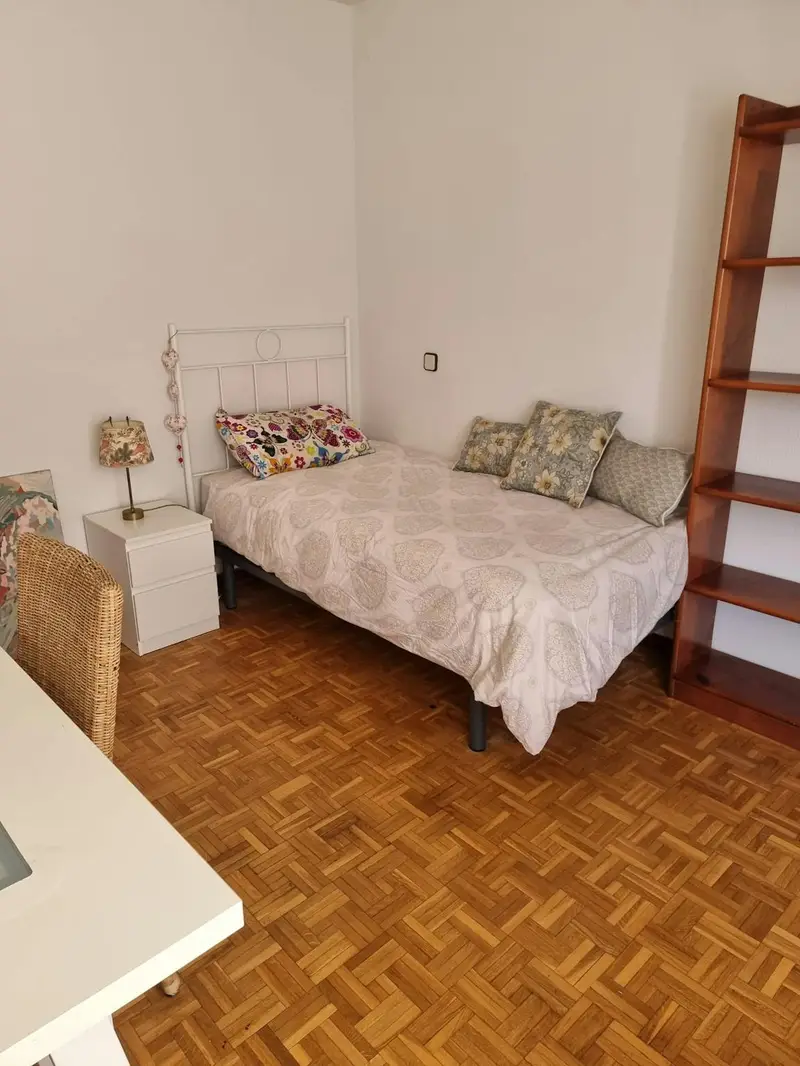 Habitacion Alquiler Torrelodones Mujer