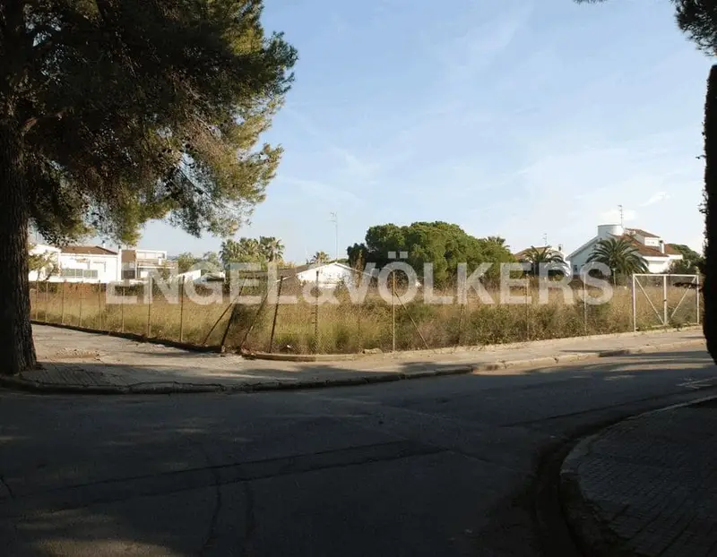 Solar en Venta Sitges Terramar Cerca de la Playa