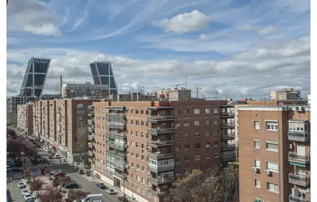 Rent 1 bedroom apartment of 65 m² in Madrid