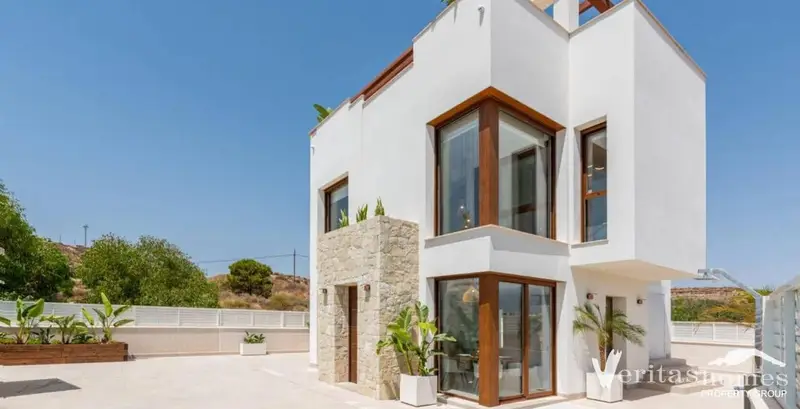 Chalets en Vera Playa con Piscina Privada