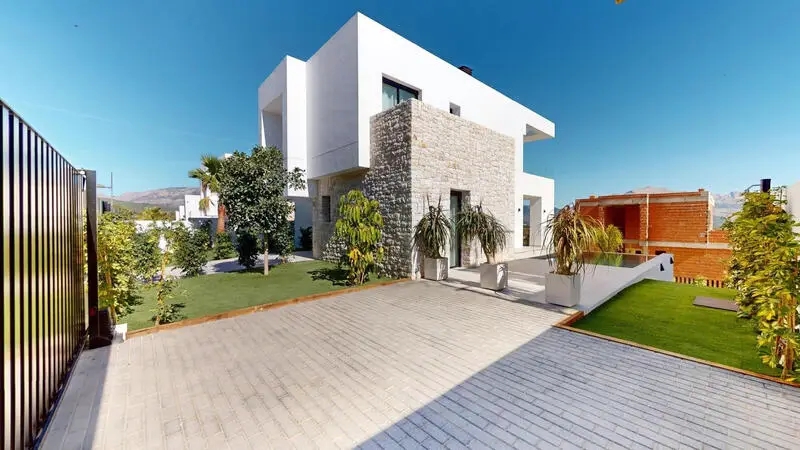Villas de Lujo en Polop con Vistas al Mar