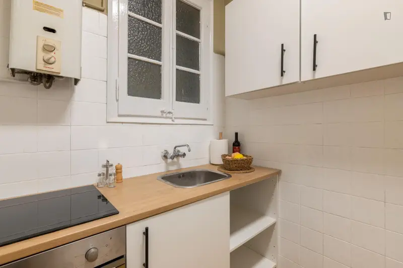 Habitaci	ón individual en piso de 6 habitaciones para estudiantes y trabajadores