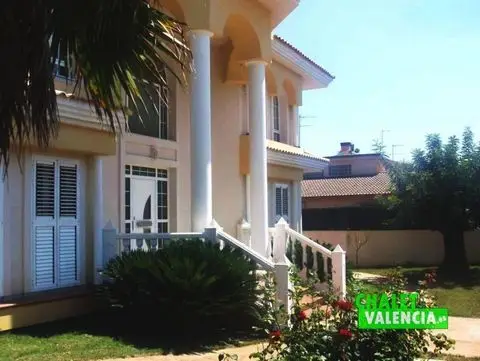 Chalet de Lujo en Montealegre L Eliana 474m2