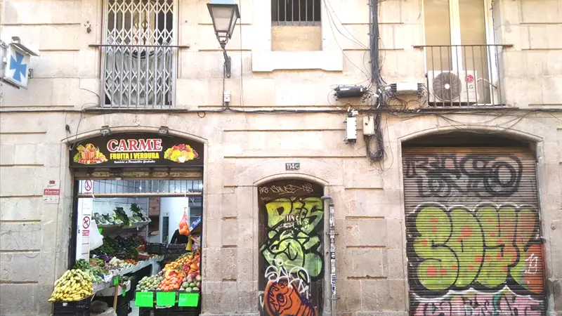 Piso en Barcelona a Reformar 59m2 3 Dormitorios 1 Baño
