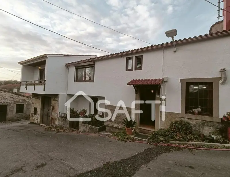 Chalet en venta en Lalín Pontevedra casa de piedra rehabilitada