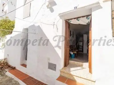 Casa con Encanto en Torrox para Reformar