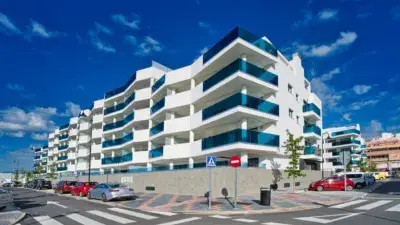 Atico en Venta Las Lagunas 3 Dormitorios Amplias Terrazas