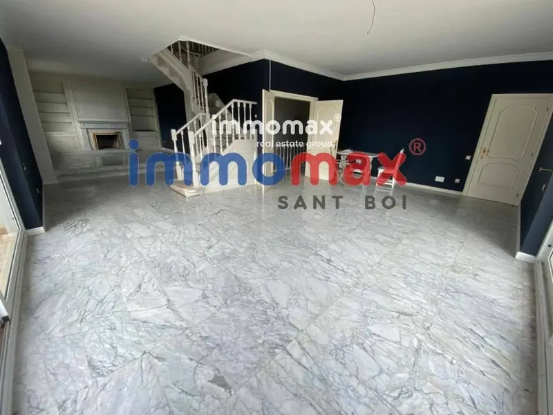 Chalet en Venta Santa Coloma de Cervello Vistas al Mar y Montana