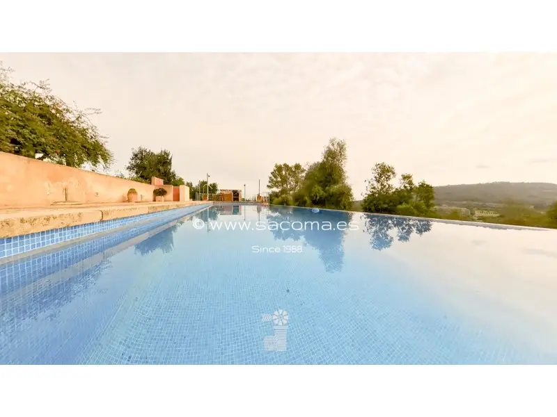 Venta Finca con piscina en Petra